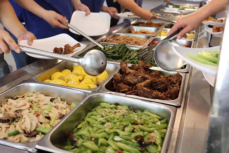 觀瀾餐飲服務(wù)公司 專業(yè)職工飯?zhí)贸邪ζ髽I(yè)高效運營